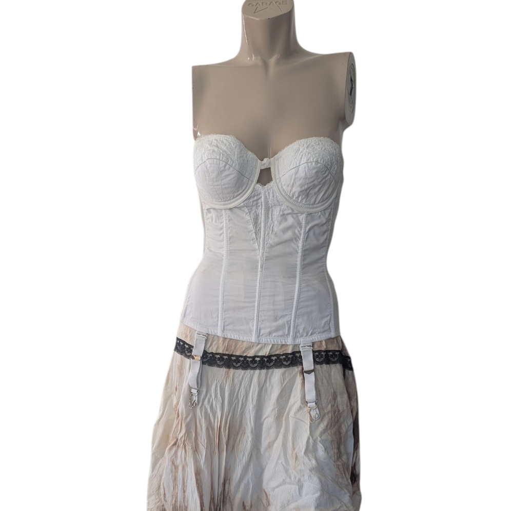 Elegant vintage White Bustier Corset